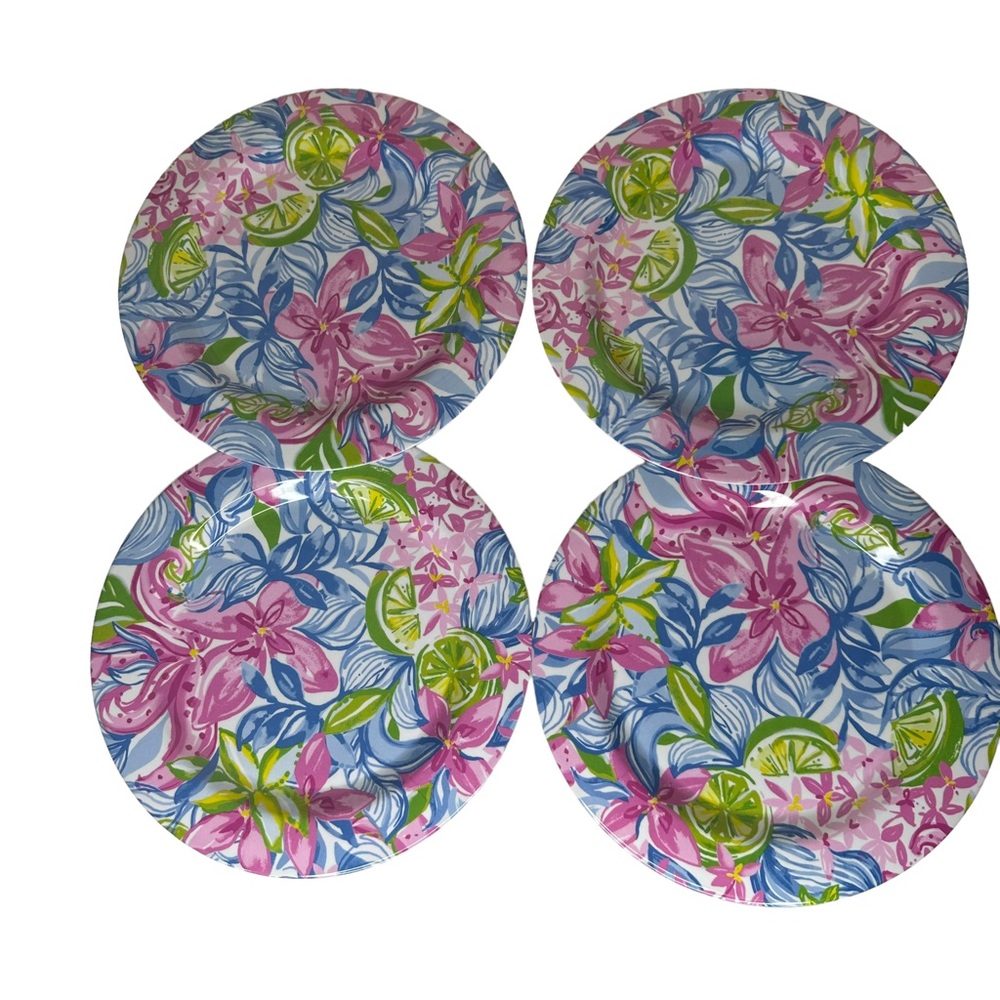 LILLY PULITZER SET OF 4 PLATES PICNIC PLATES FLORAL PRINT